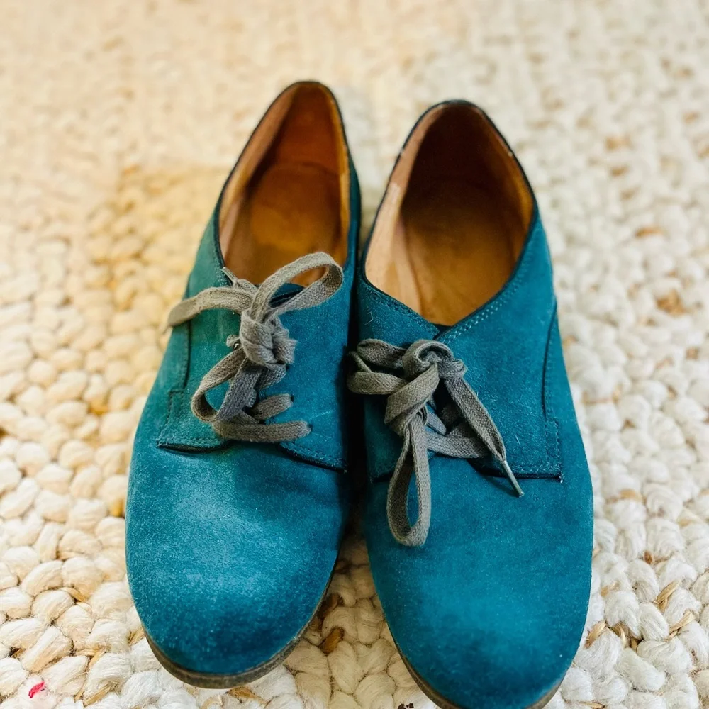 Maya blue suede oxford - Picture 2 of 3